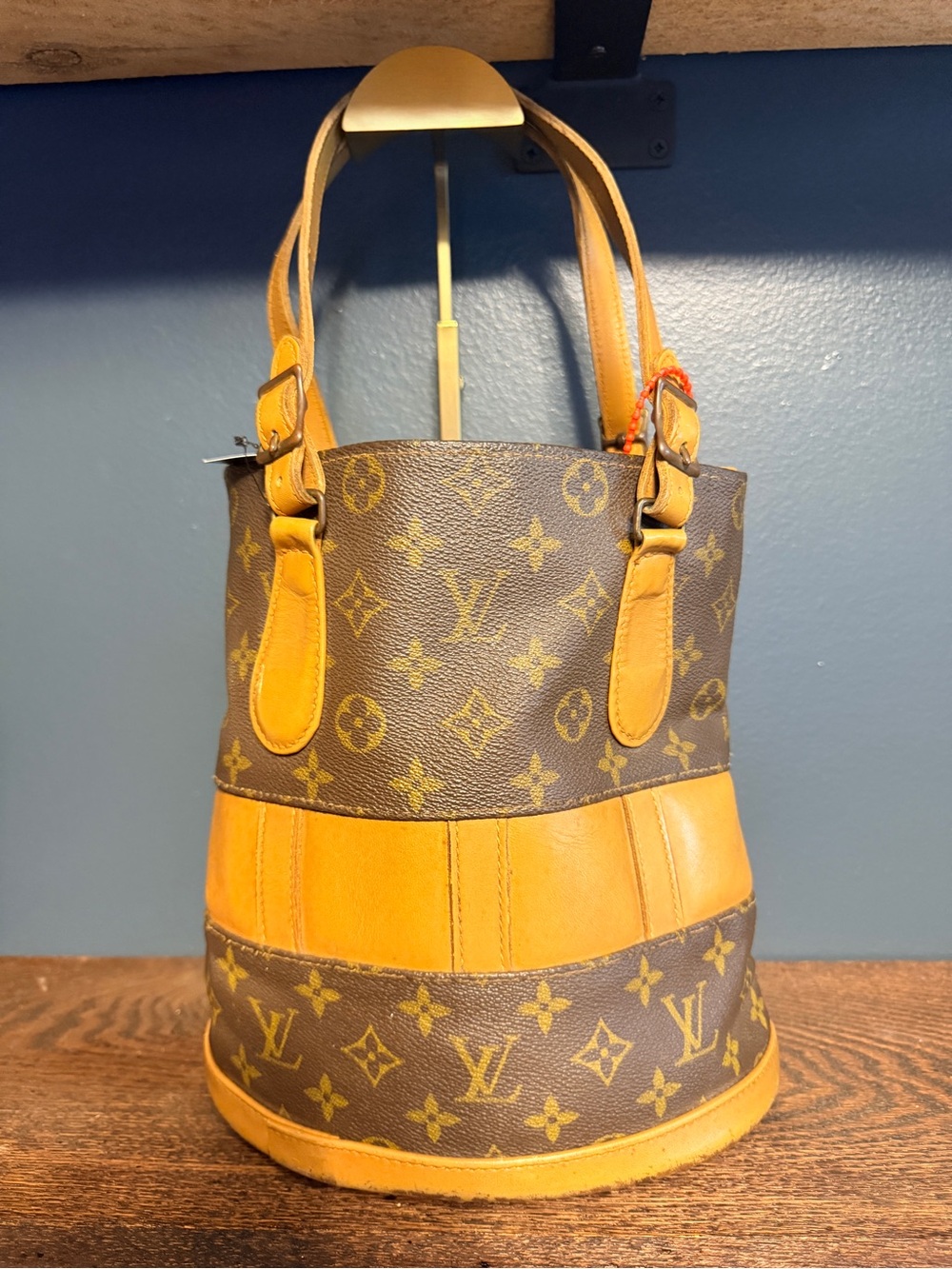 Louis Vuitton Vintage 1970’s Brown Monogram and Tan Leather Bucket Bag COA - Picture 2 of 13